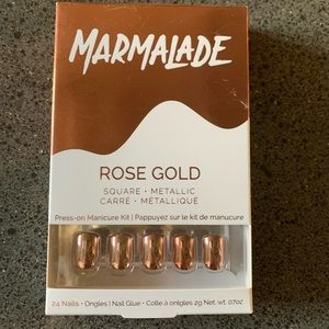 Marmalade Metallic Rose Gold Press On Manicure Kit